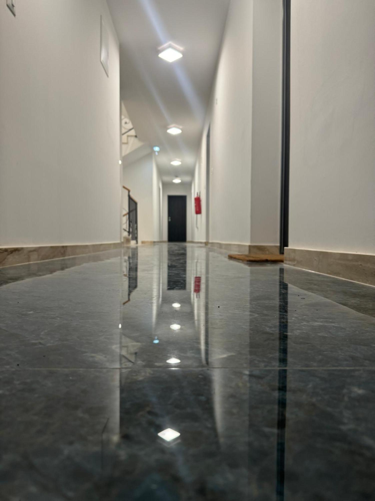 Abyss New Near The With Private Garage Apartment *