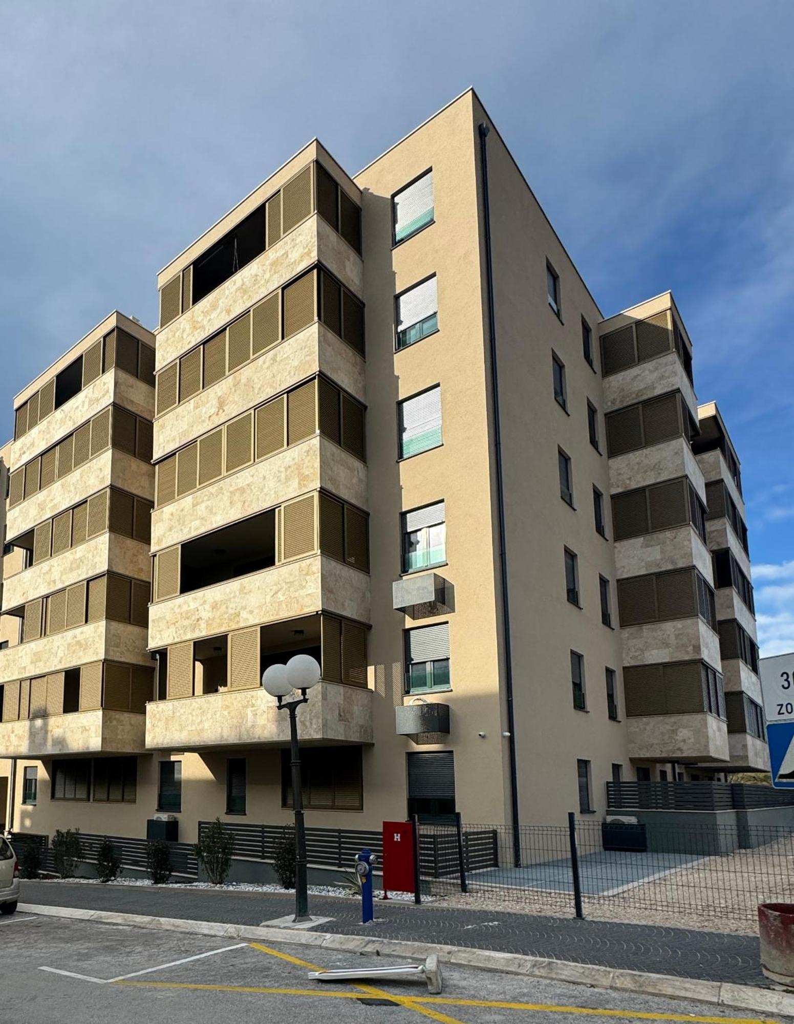 Abyss New Near The With Private Garage Apartment Split