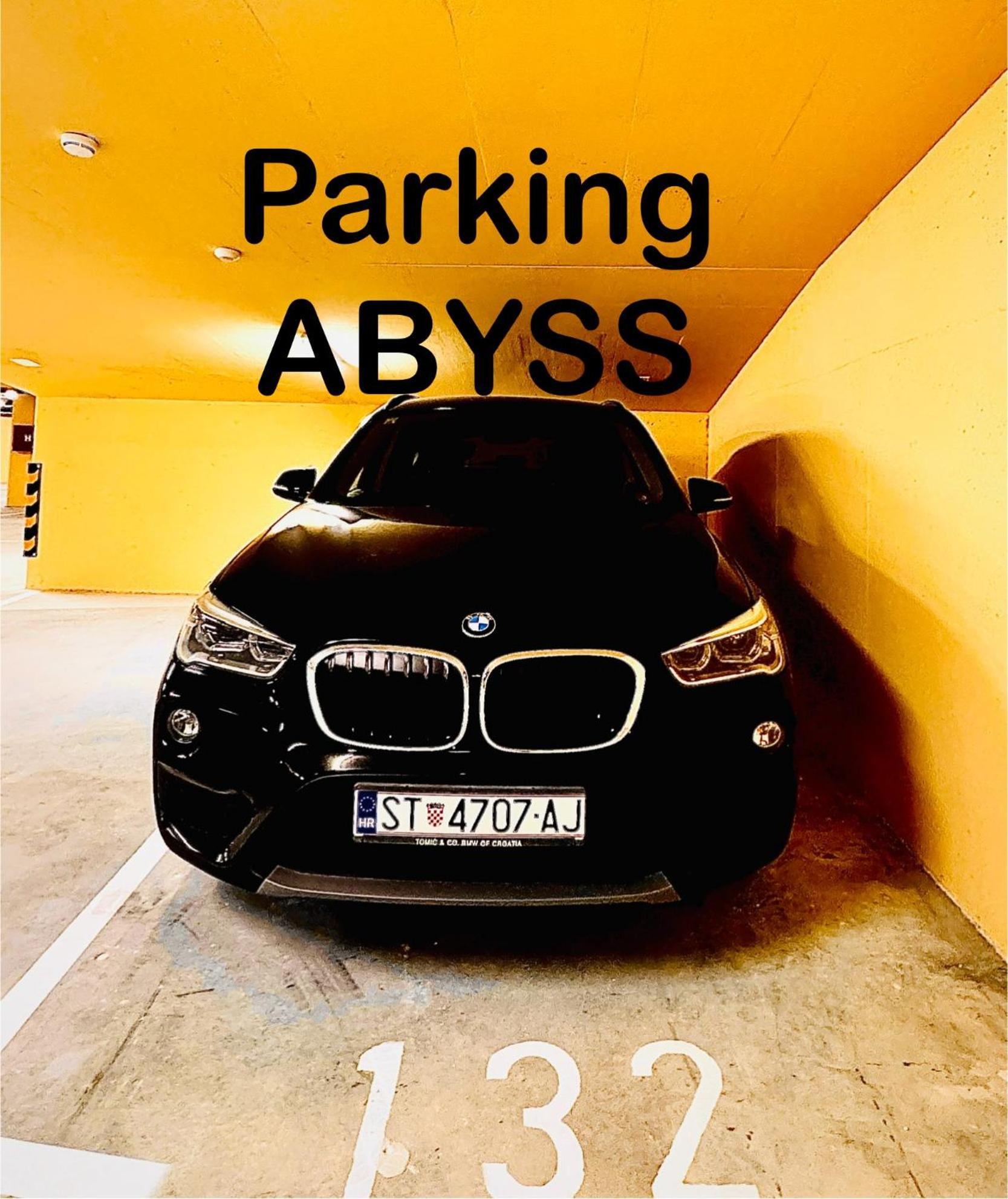Apartment Abyss New Near The With Private Garage Split