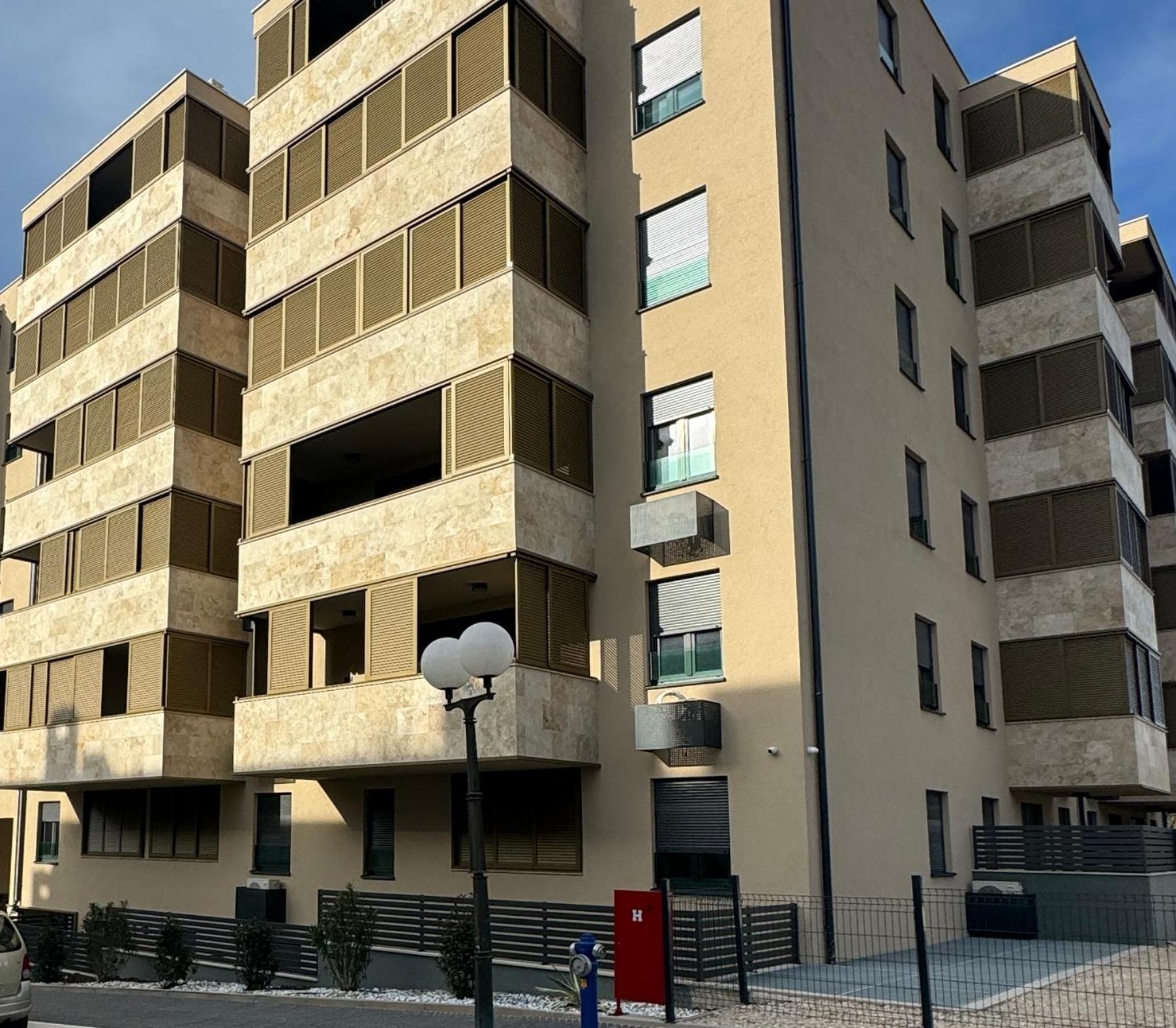 Abyss New Near The With Private Garage